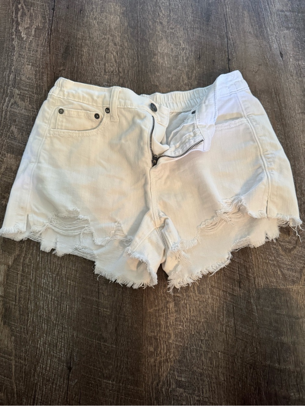 aerie White Distressed Frayed Hem Denim Shorts
